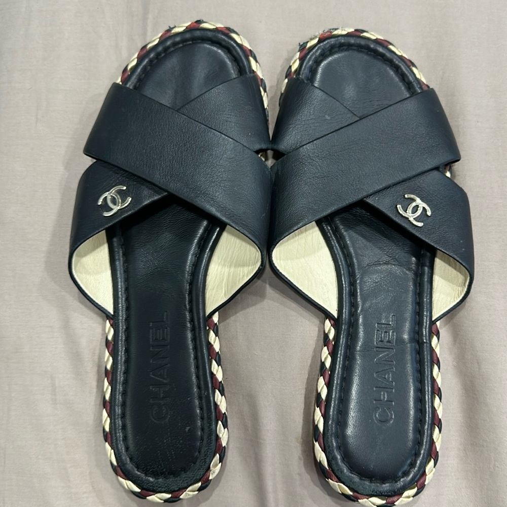Chanel Flat Logo Slides 2017